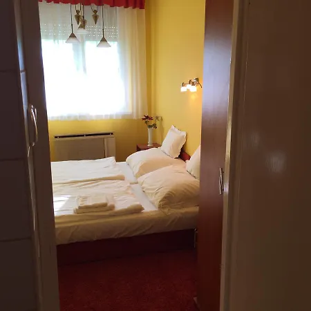 Apartamento Lord House Vendég-lak